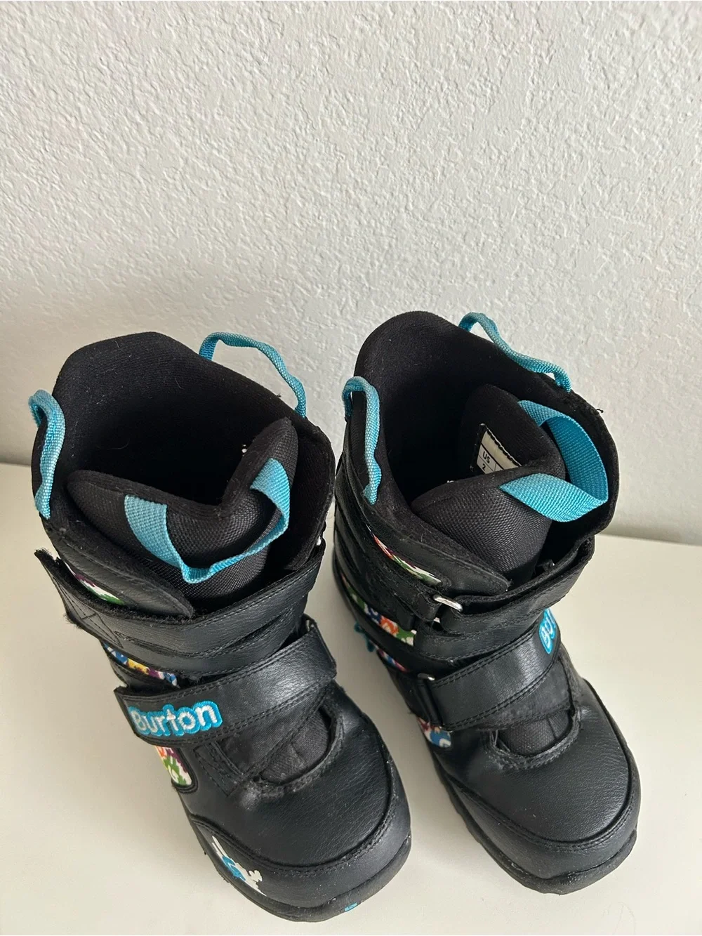 Burton Mini Grom Snowboard Boots Black w Multicolor Accents Kids Size 2